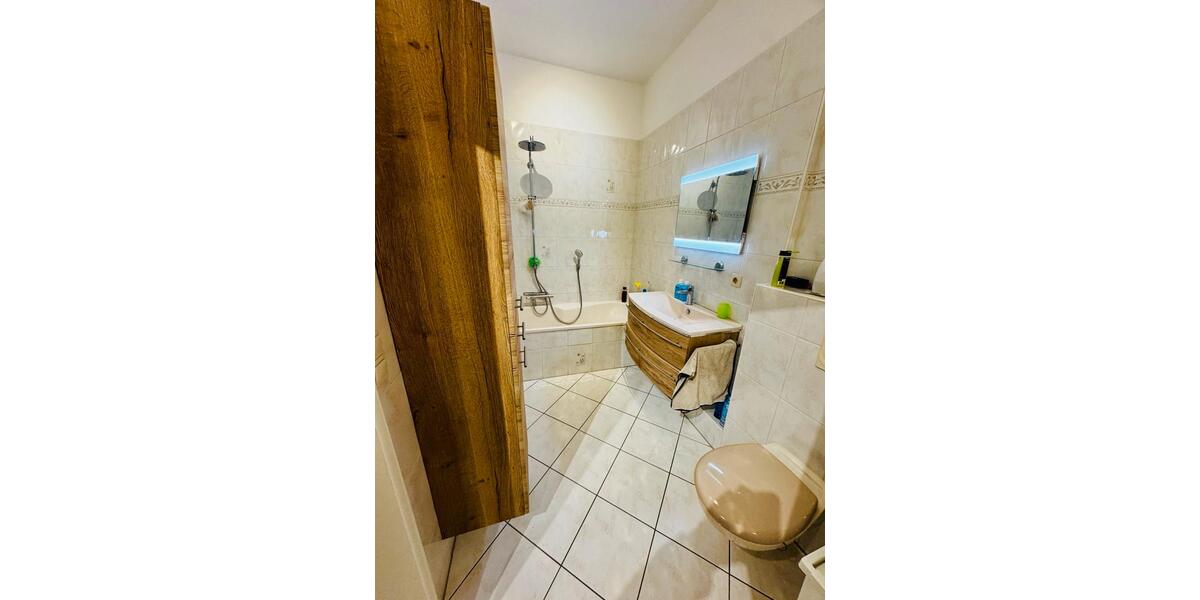 Dachgeschoßwohnung Ennepetal - 3 Zimmer, 78 m&sup2;, 780&euro; | Angebot:26623815