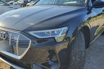 Audi e-tron 28.605 km 35.245 &euro; Hagen 58091