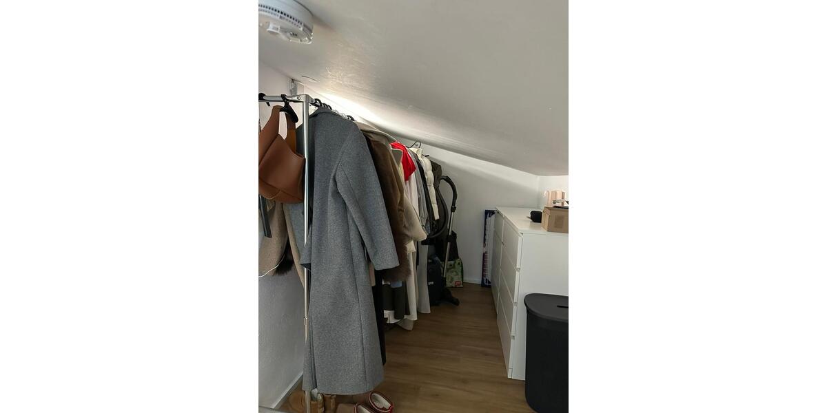 Dachgeschoßwohnung Lüdenscheid Staberg - 1.5 Zimmer, 45 m&sup2;, 472&euro; | Angebot:25987537