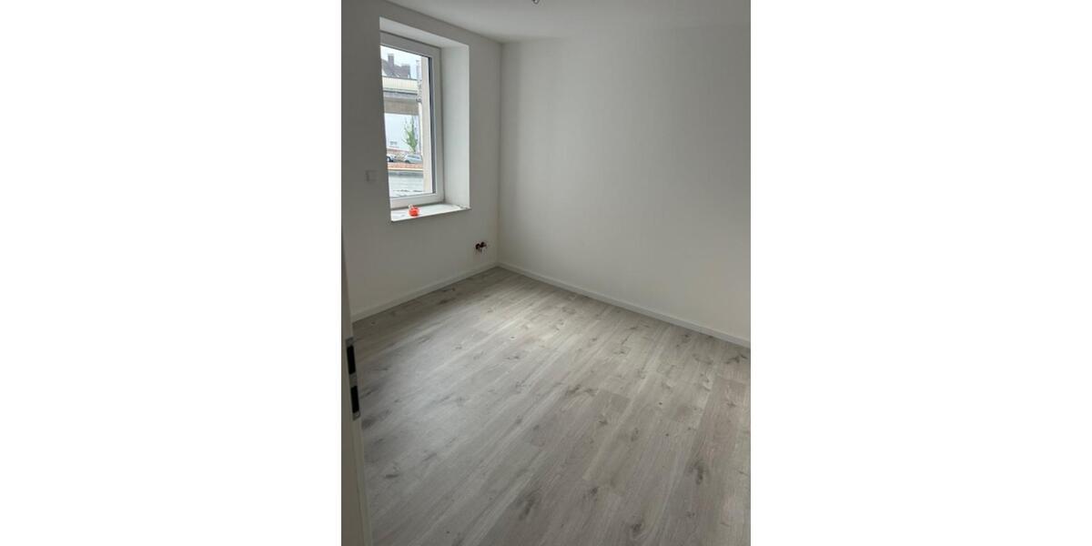 Etagenwohnung Plettenberg - 5 Zimmer, 83 m&sup2;, 660&euro; | Angebot:25547489