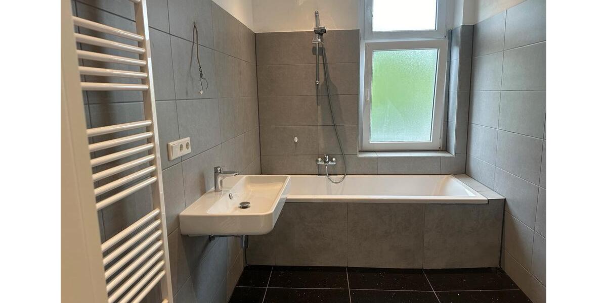 Etagenwohnung Ennepetal - 3 Zimmer, 95 m&sup2;, 900&euro; | Angebot:26535379