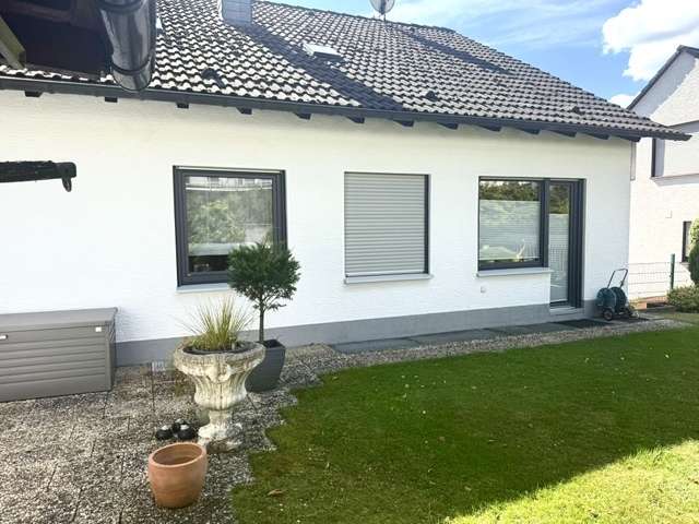 Einfamilienhaus Altena-Evingsen Evingsen - 7 Zimmer, 210 m&sup2;, 365.000&euro; | Angebot:25457796