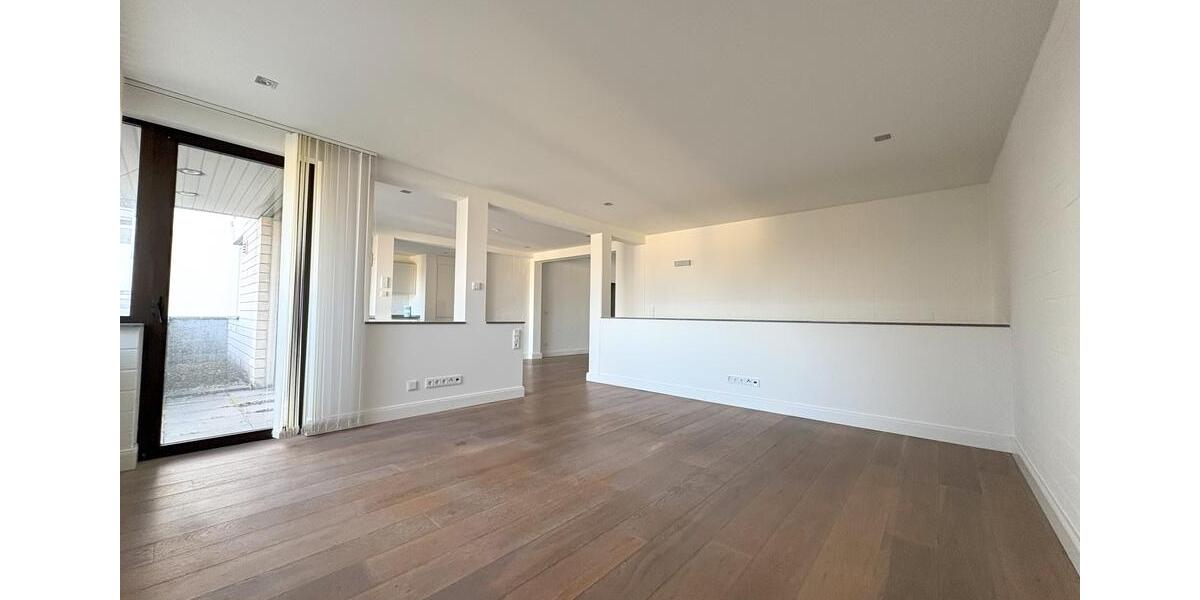 Etagenwohnung Lüdenscheid Othlinghausen - 3 Zimmer, 140 m&sup2;, 1.400&euro; | Angebot:25750103