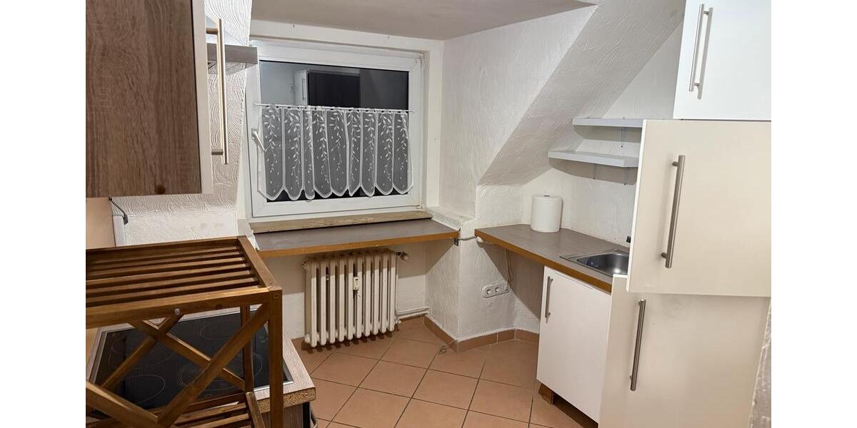 Dachgeschoßwohnung Werdohl - 3 Zimmer, 55 m&sup2;, 300&euro; | Angebot:25903140
