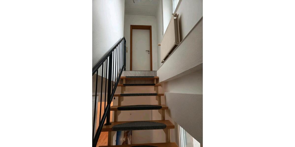 Erdgeschoßwohnung Arnsberg - 3 Zimmer, 85 m&sup2;, 800&euro; | Angebot:25269490