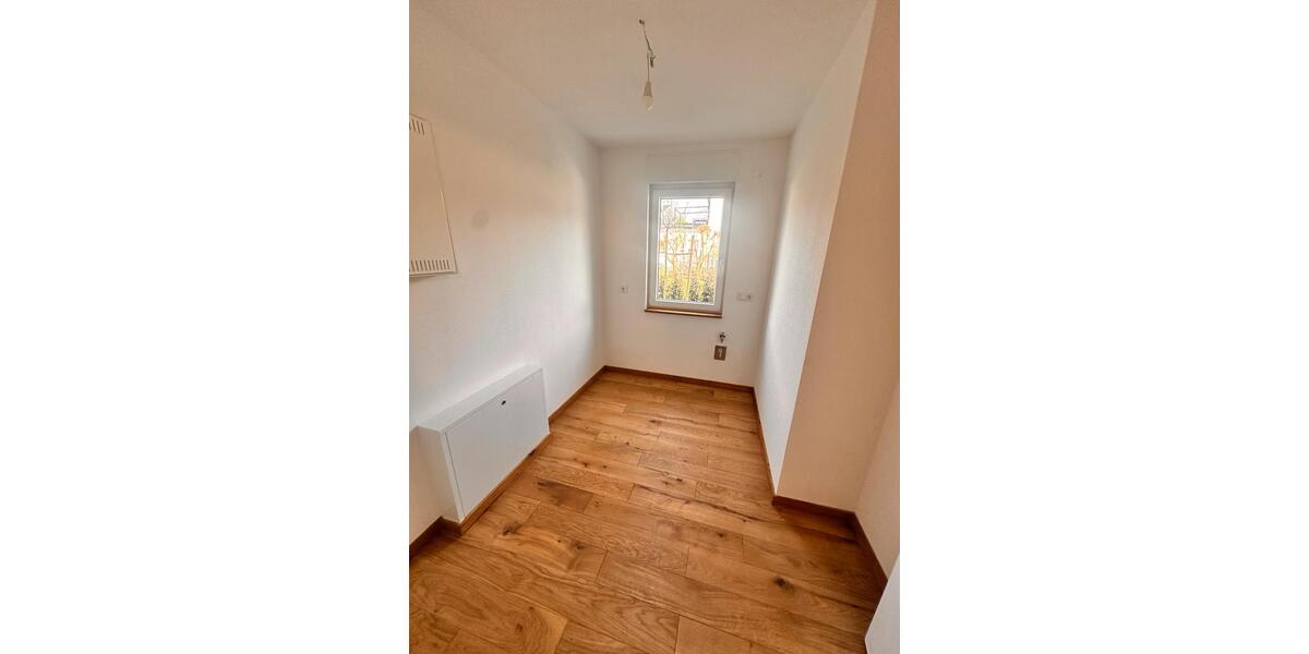 Erdgeschoßwohnung Fröndenberg (Ruhr) - 2 Zimmer, 62 m&sup2;, 945&euro; | Angebot:26633220