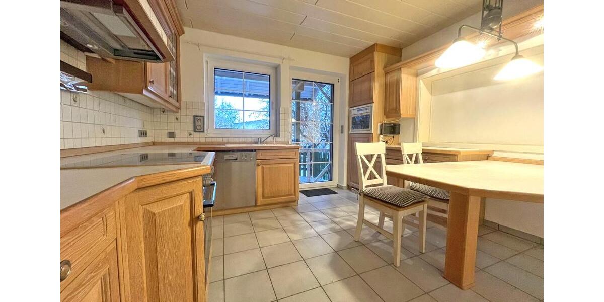 Erdgeschoßwohnung Kierspe - 3.5 Zimmer, 110 m&sup2;, 890&euro; | Angebot:26560397