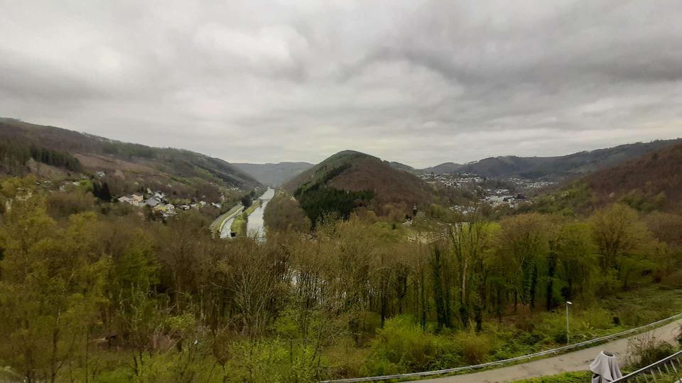 Etagenwohnung Altena - 4 Zimmer, 80 m&sup2;, 420&euro; | Angebot:23511594