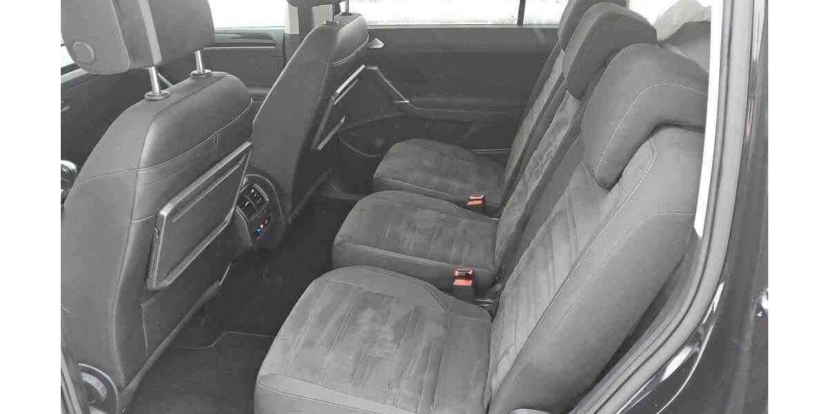 VW Touran Comfortline 2.0 TDI DSG NAVI AHK KAMERA ACC 144.910 km 23.988 &euro; Bergkamen 59192