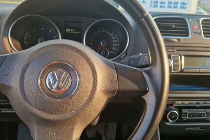 VW Golf 196.000 km 2.200 &euro; Dortmund 44137