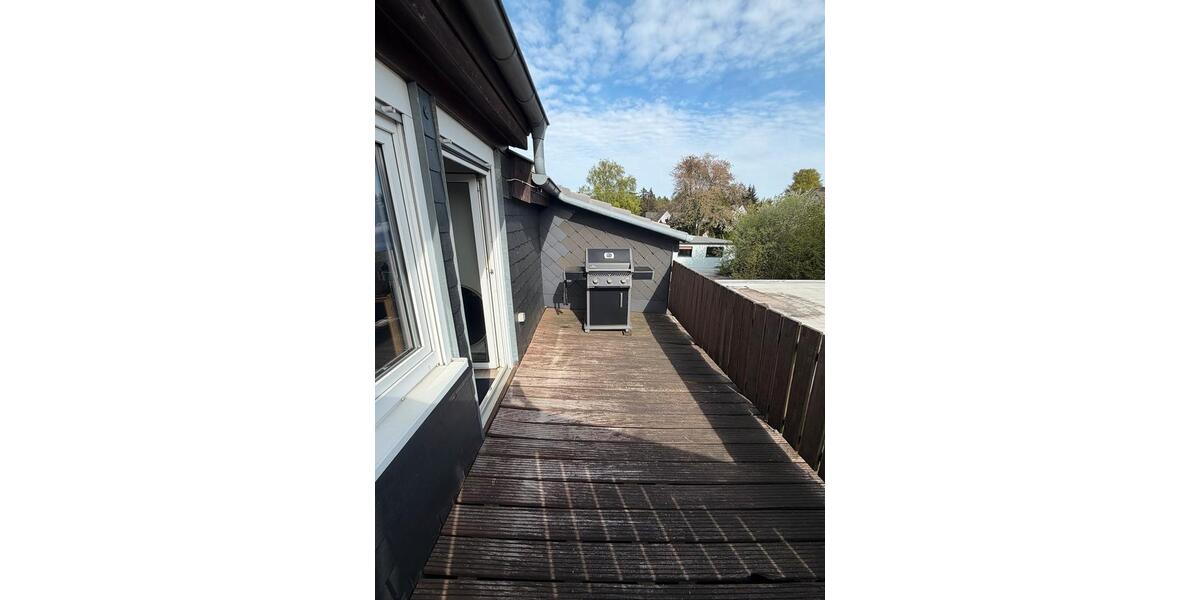 Dachgeschoßwohnung Halver - 2.5 Zimmer, 85 m&sup2;, 750&euro; | Angebot:26612618