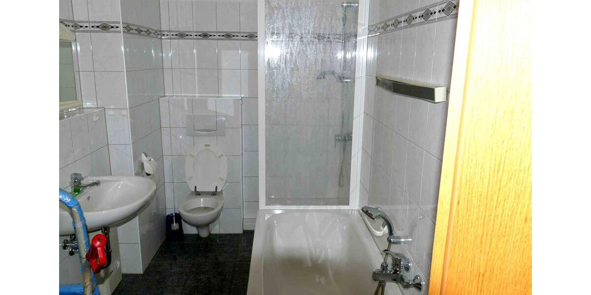 Dachgeschoßwohnung Hemer - 3 Zimmer, 66 m&sup2;, 500&euro; | Angebot:26587524