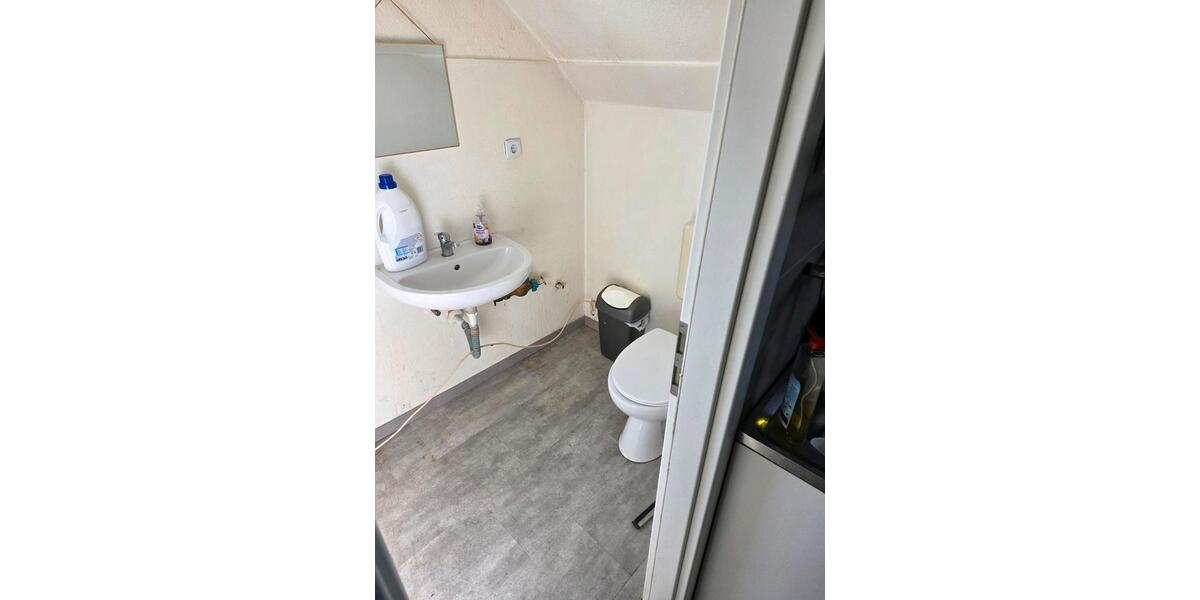 Dachgeschoßwohnung Werl - 4 Zimmer, 75 m&sup2;, 670&euro; | Angebot:26005033