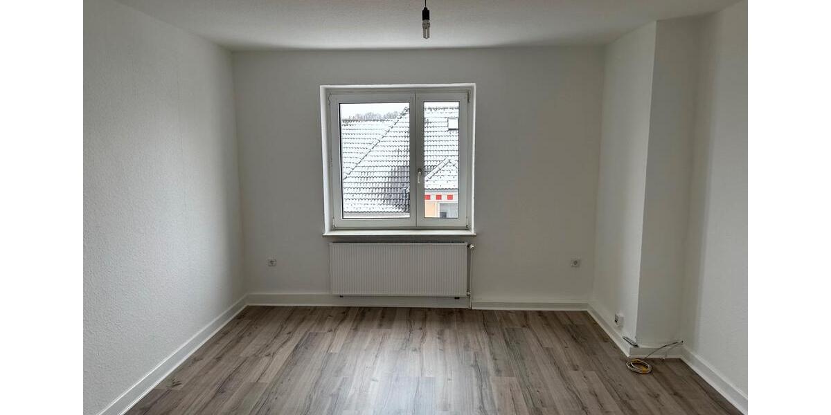 Dachgeschoßwohnung Lüdenscheid - 3 Zimmer, 75 m&sup2;, 570&euro; | Angebot:25990098