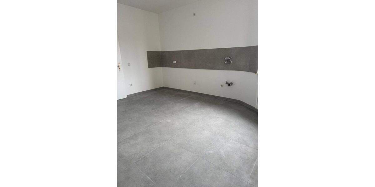 Etagenwohnung Witten Annen - 3 Zimmer, 85 m&sup2;, 890&euro; | Angebot:25910520