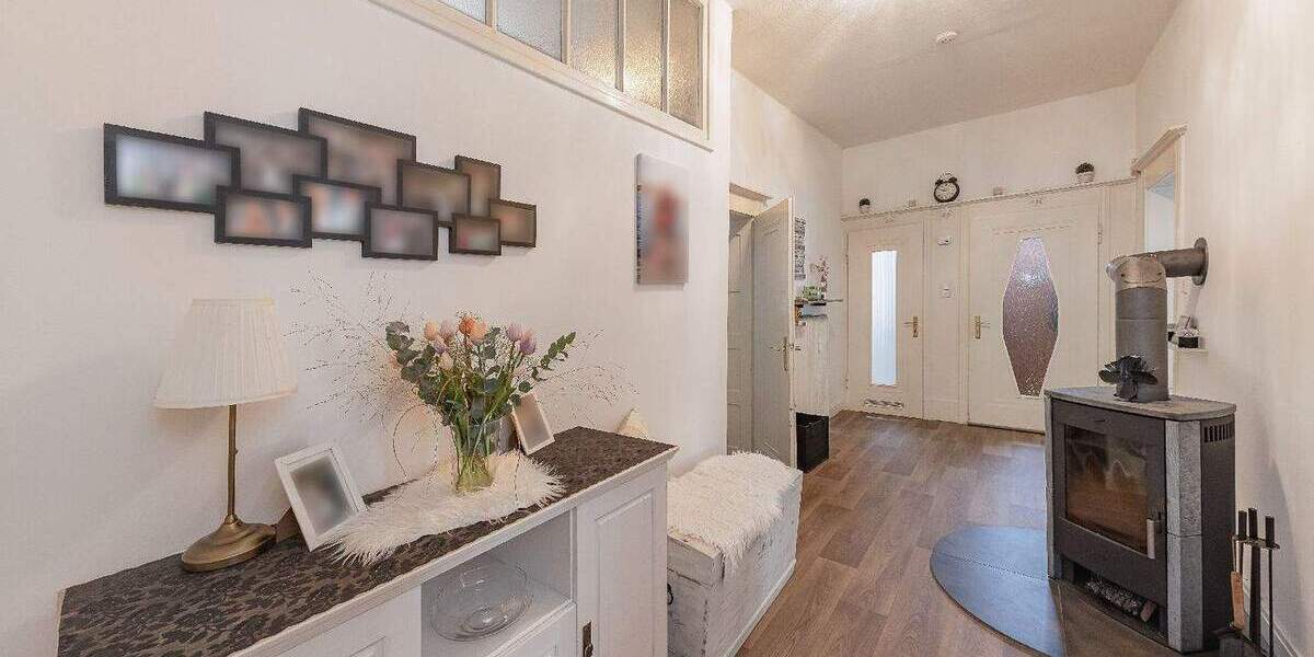 Mehrfamilienhaus, Wohnhaus Wetter Alt-Wetter - 9 Zimmer, 253 m&sup2;, 299.000&euro; | Angebot:25797120