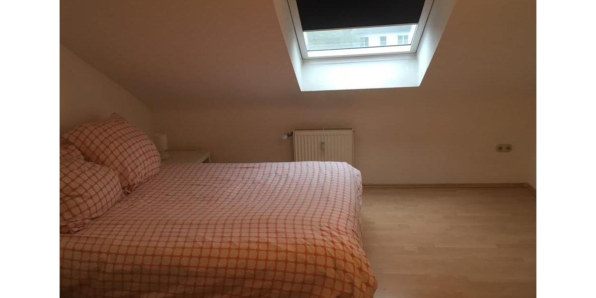 Dachgeschoßwohnung Dortmund - 4 Zimmer, 70 m&sup2;, 700&euro; | Angebot:25853053
