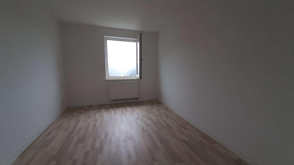 Etagenwohnung Altena - 2 Zimmer, 51 m&sup2;, 300&euro; | Angebot:23511567