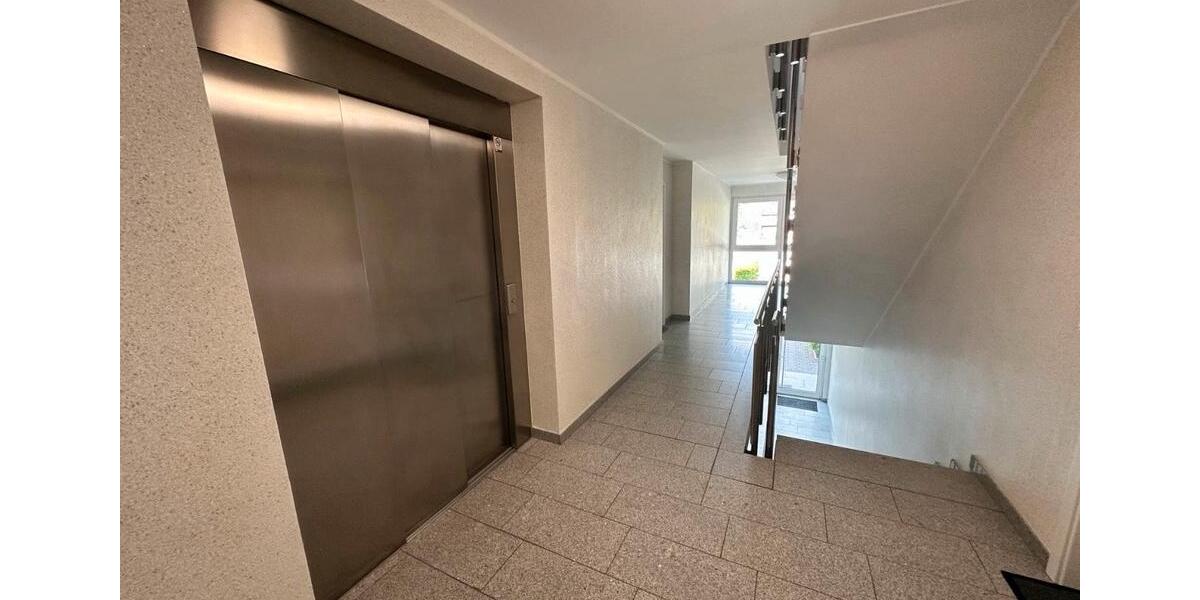Etagenwohnung Dortmund Hombruch - 3.5 Zimmer, 77 m&sup2;, 1.415&euro; | Angebot:26613574