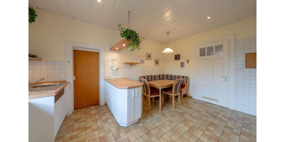 Etagenwohnung Lünen - 3 Zimmer, 107 m&sup2;, 856&euro; | Angebot:26636035
