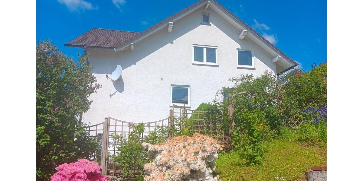 Mehrfamilienhaus, Wohnhaus Finnentrop - 390.000&euro; | Angebot:27081991