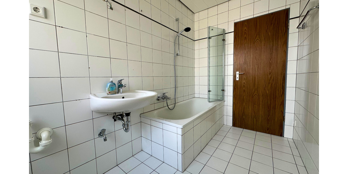 Etagenwohnung Balve - 3 Zimmer, 86 m&sup2;, 750&euro; | Angebot:26018017