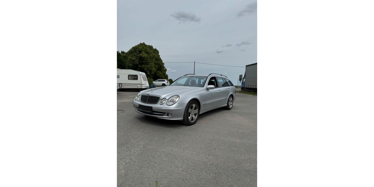 Mercedes-Benz E 320 208.000 km 6.500 &euro; Fröndenberg 58730