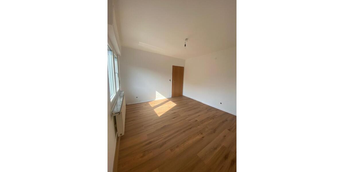 Erdgeschoßwohnung Werdohl - 2 Zimmer, 56 m&sup2;, 510&euro; | Angebot:26632428