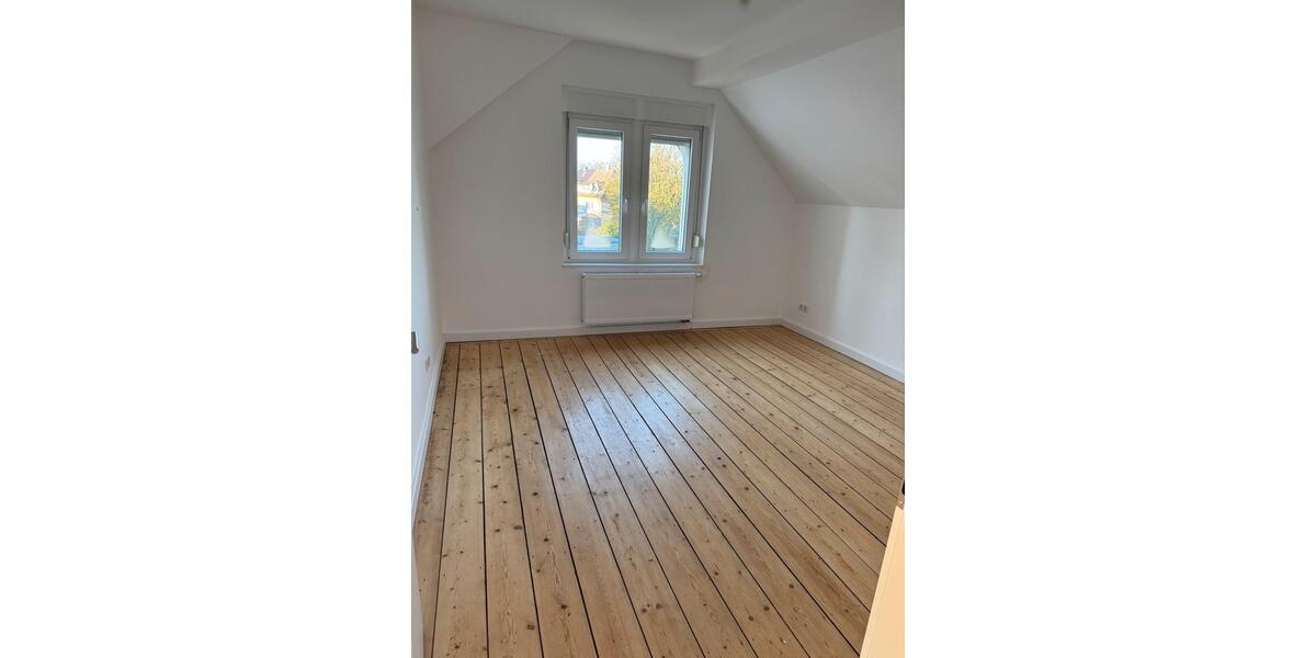 Einfamilienhaus Lüdenscheid - 5 Zimmer, 170 m&sup2;, 1.400&euro; | Angebot:24789227