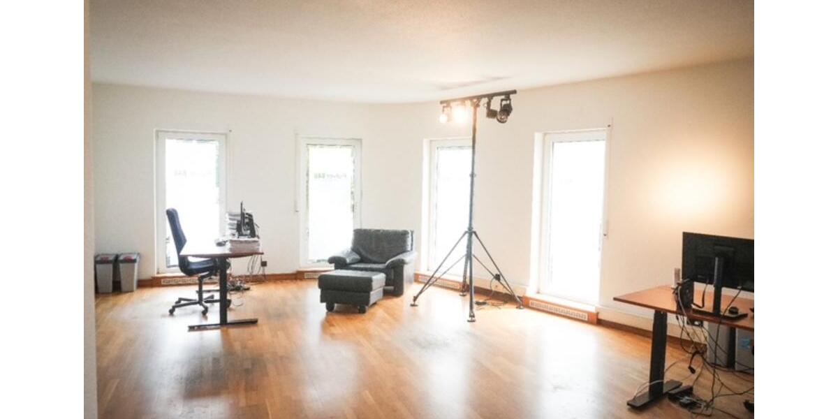 Erdgeschoßwohnung Gevelsberg - 6 Zimmer, 3.300&euro; | Angebot:23708112