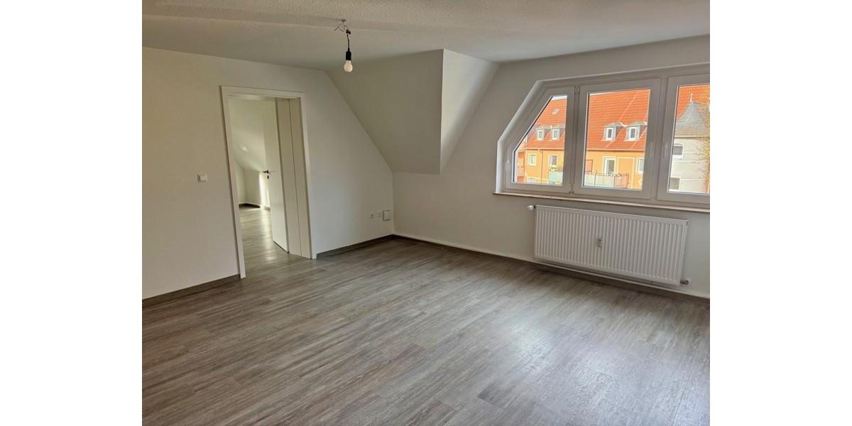 Dachgeschoßwohnung Dortmund Hombruch - 3 Zimmer, 70 m&sup2;, 740&euro; | Angebot:23345872