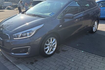 Kia ceed / Ceed 150.000 km 8.449 &euro; Lüdenscheid 58515