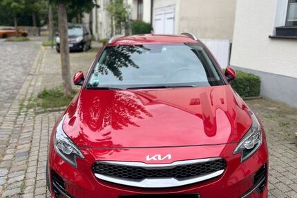 Kia XCeed 90.000 km 16.800 &euro; Sundern 59846