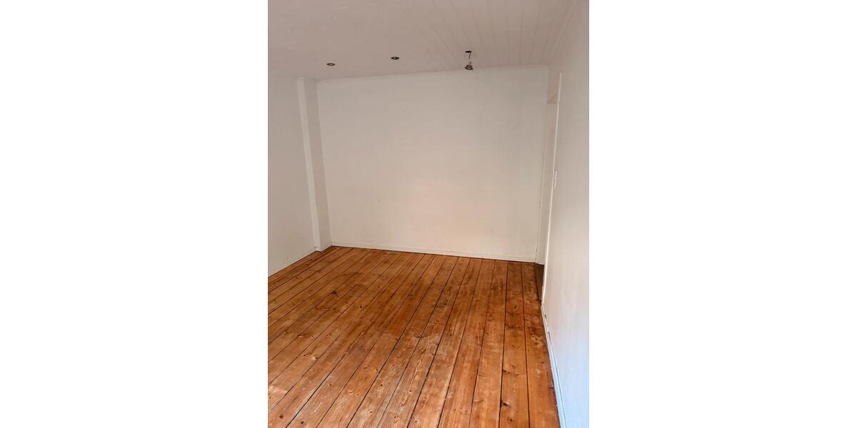 Etagenwohnung Nachrodt-Wiblingwerde Wiblingwerde - 4 Zimmer, 75 m&sup2;, 420&euro; | Angebot:25903144