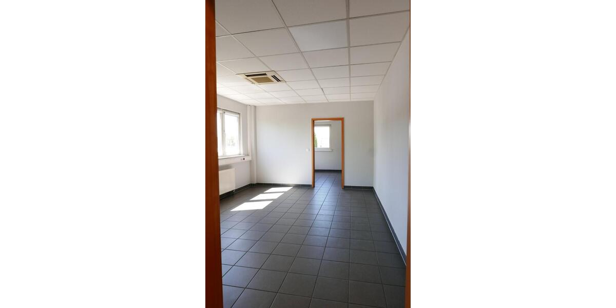 Gewerbeobjekt Iserlohn Sümmern - 4.250&euro; | Angebot:24365847