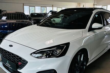 Ford Focus 72.000 km 21.990 &euro; Lüdenscheid 58507