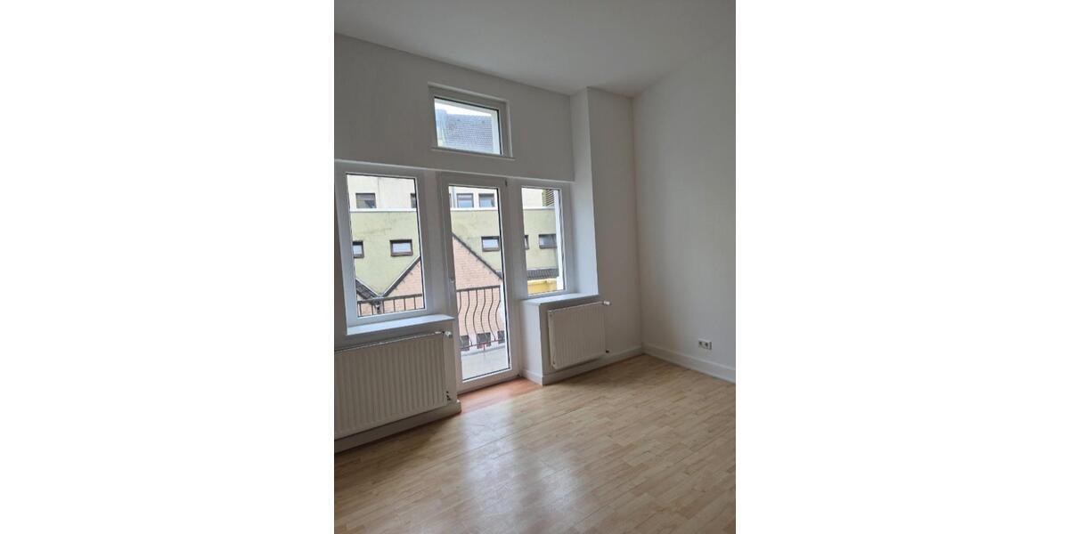 Etagenwohnung Schwerte - 4 Zimmer, 125 m&sup2;, 1.100&euro; | Angebot:26605408