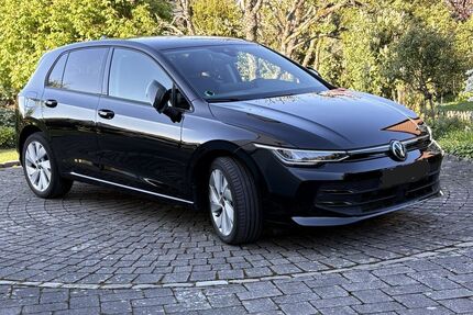 VW Golf 26.500 km 21.800 &euro; Arnsberg 59823