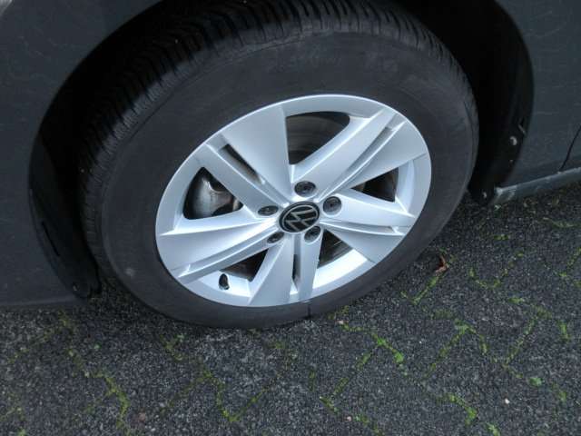 VW Golf Life 1.0 TSI DSG NAVI KAMERA ACC LED ALU APS 54.850 km 22.788 &euro; Bergkamen 59192