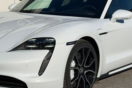 Porsche Taycan 63.000 km 69.800 &euro; Dortmund 44379