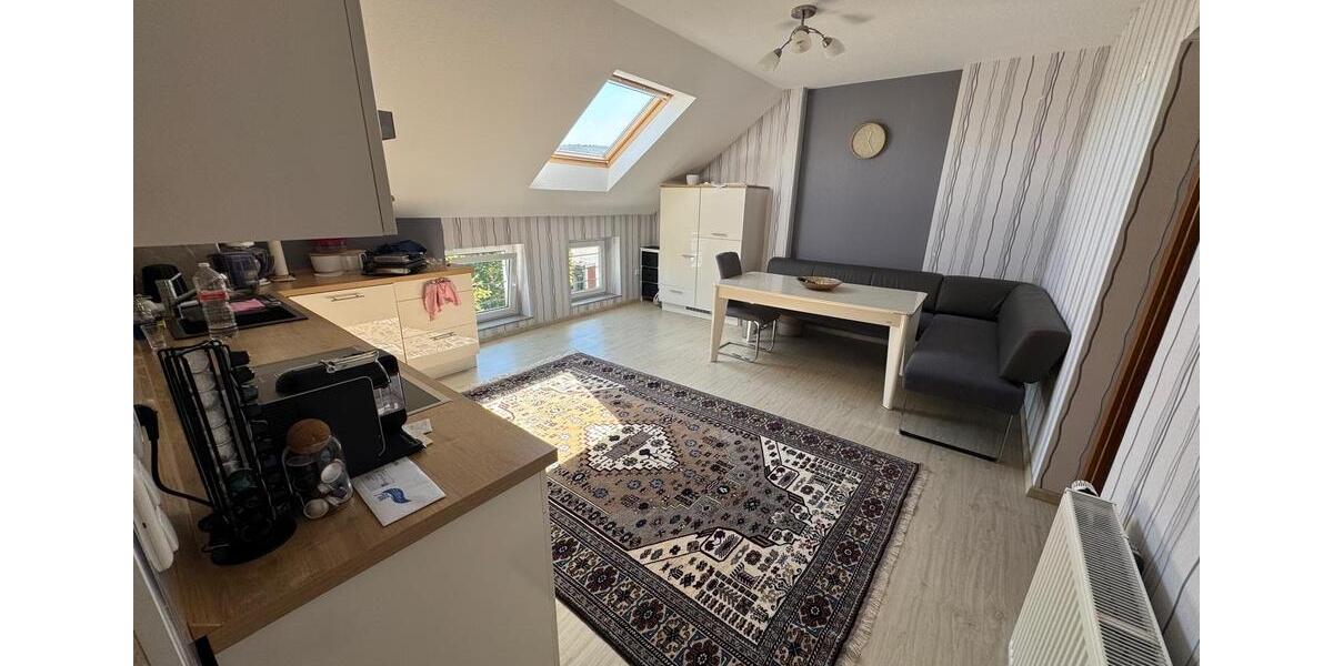 Dachgeschoßwohnung Iserlohn - 3.5 Zimmer, 95 m&sup2;, 750&euro; | Angebot:25725335