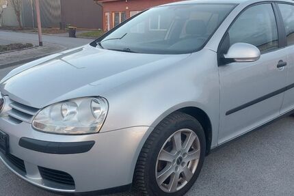 VW Golf 145.000 km 1.500 &euro; Holzwickede 59439