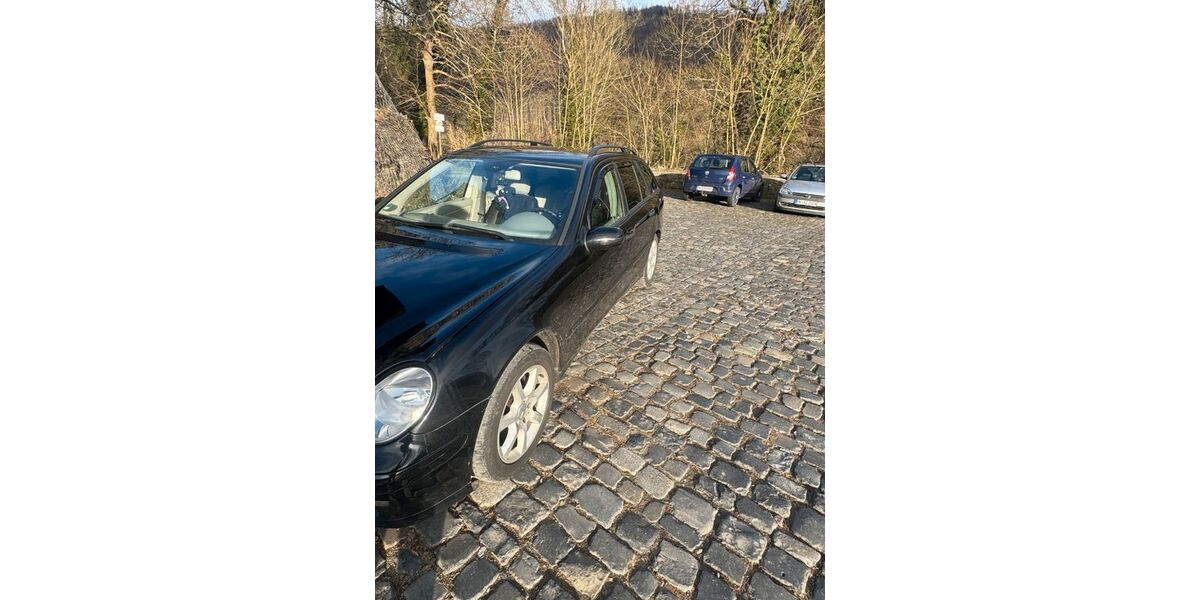 Mercedes-Benz C 220 265.000 km 2.900 &euro; Neuenrade 58809