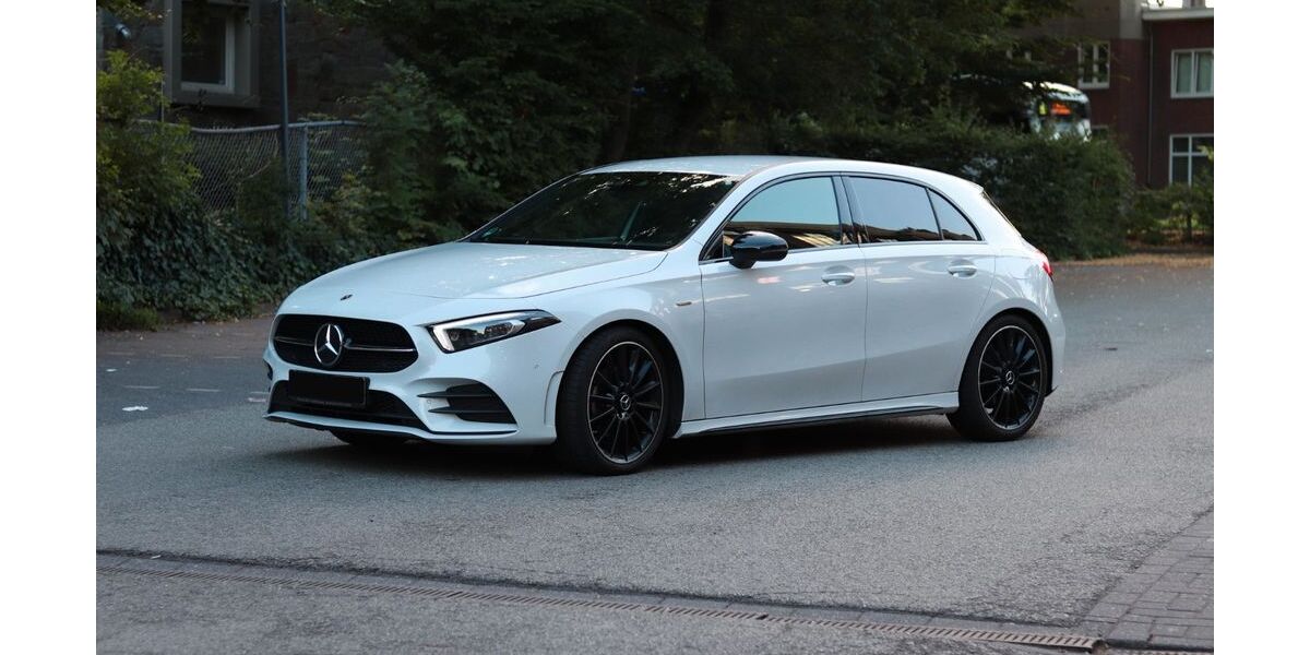 Mercedes-Benz A 200 48.900 km 26.190 &euro; Fröndenberg 58730