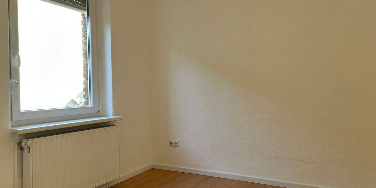 Etagenwohnung Arnsberg Neheim-Hüsten - 2 Zimmer, 65 m&sup2;, 390&euro; | Angebot:25984415