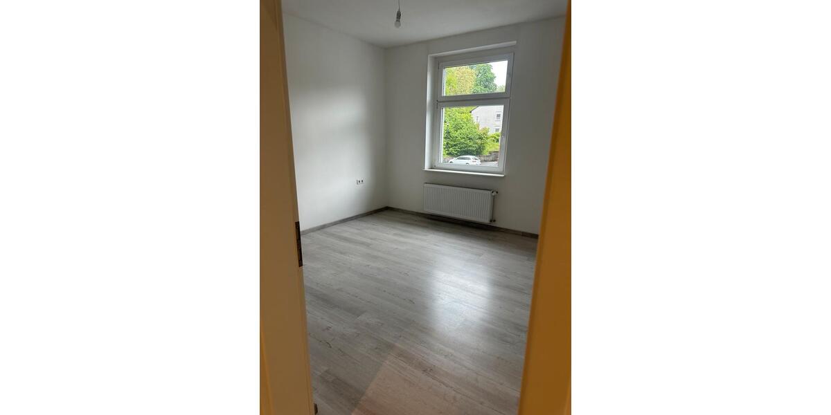 Etagenwohnung Ennepetal - 3 Zimmer, 95 m&sup2;, 900&euro; | Angebot:26535379
