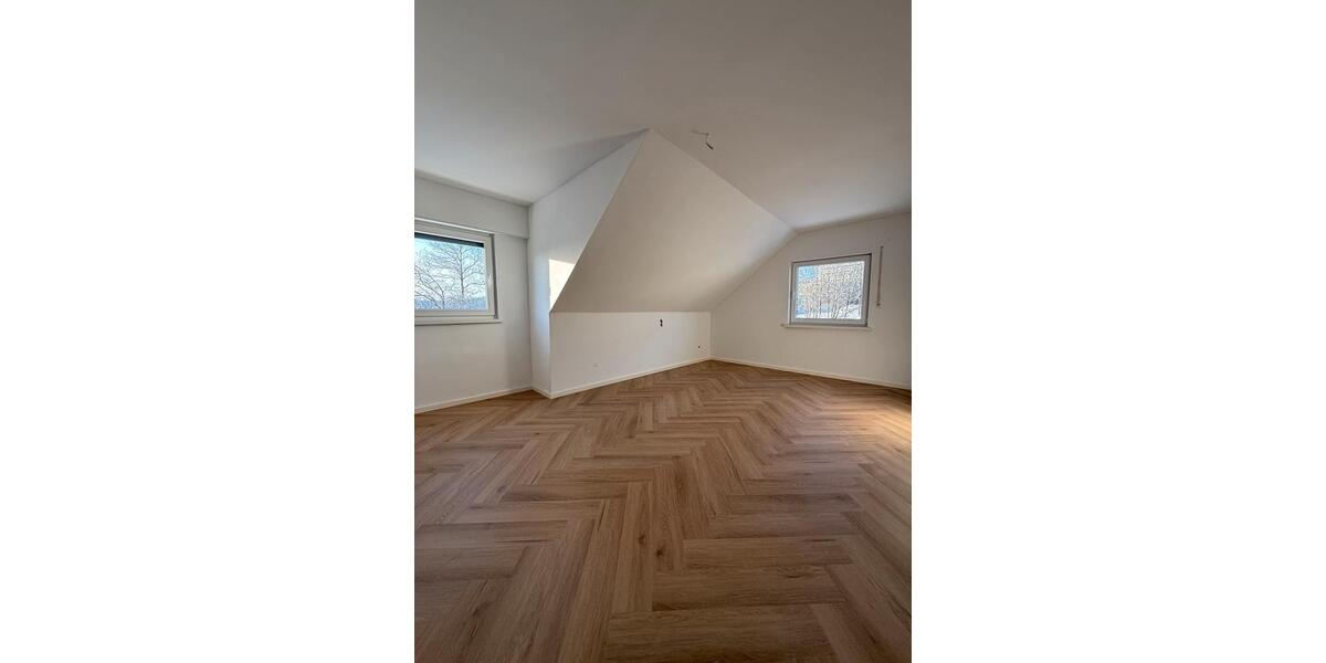 Etagenwohnung Hemer - 3 Zimmer, 76 m&sup2;, 830&euro; | Angebot:24847603