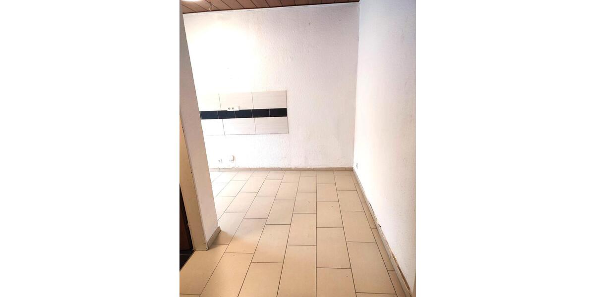 Dachgeschoßwohnung Iserlohn Gerlingsen - 3 Zimmer, 77 m&sup2;, 475&euro; | Angebot:25994039