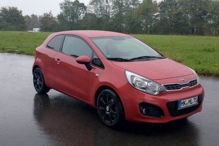 Kia Rio 132.000 km 4.300 &euro; Kierspe 58566
