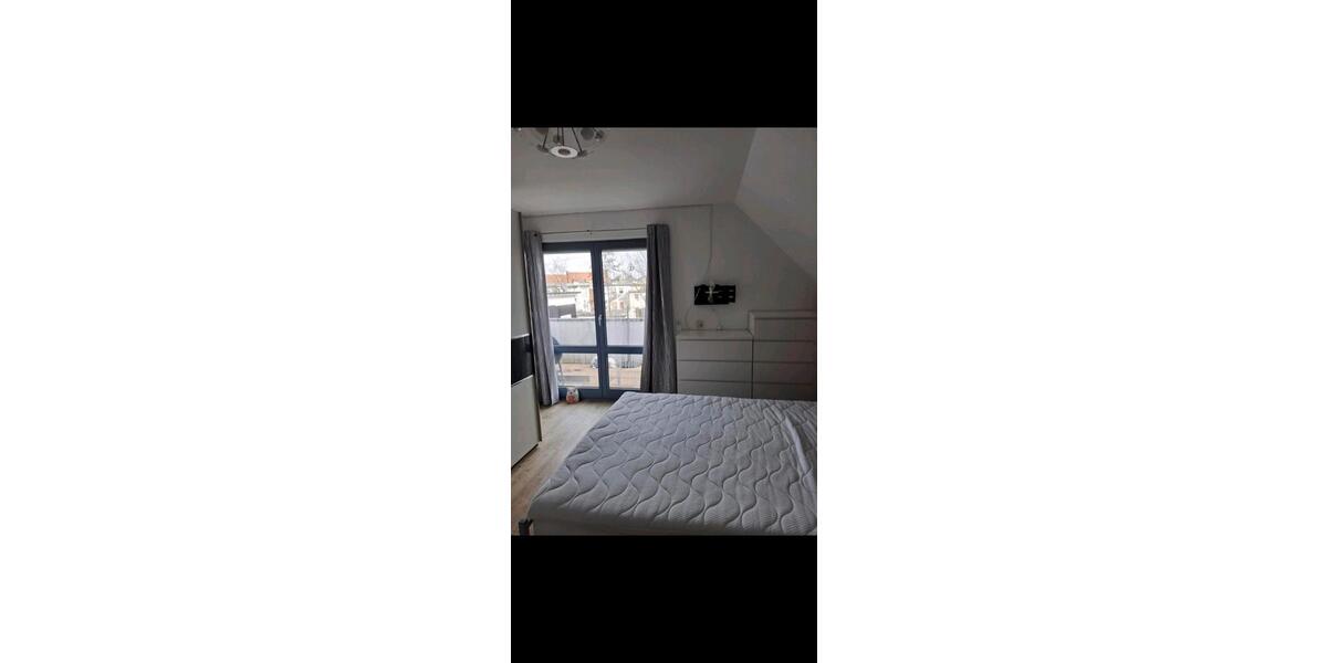 Dachgeschoßwohnung Hemer - 2 Zimmer, 79 m&sup2;, 890&euro; | Angebot:25988622